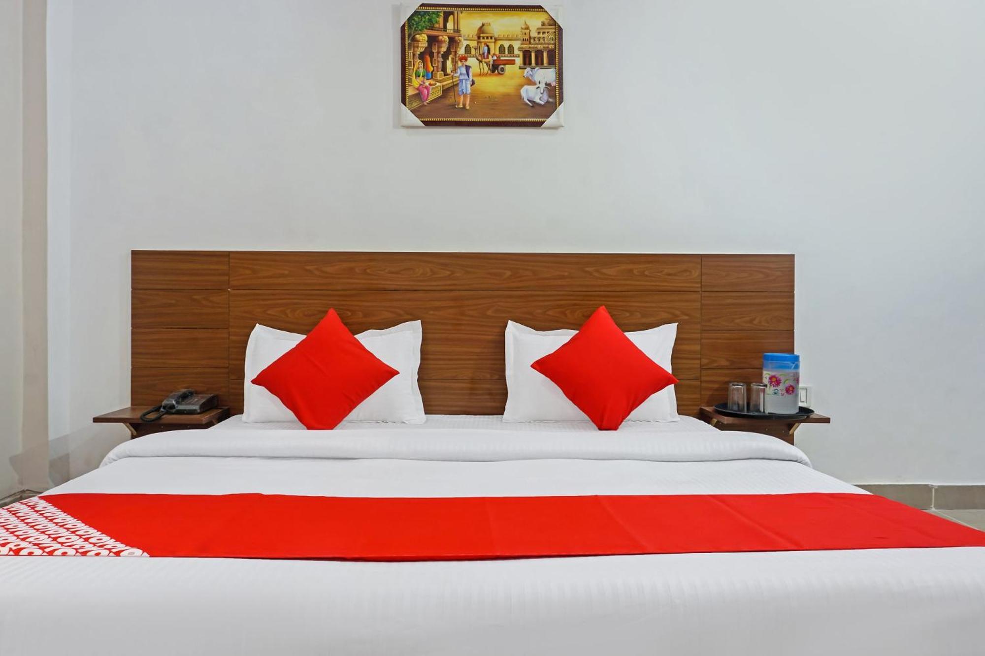 Hotel O Quadis Noida Exteriör bild